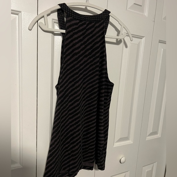 Tank with pockets - Picture 4 of 5